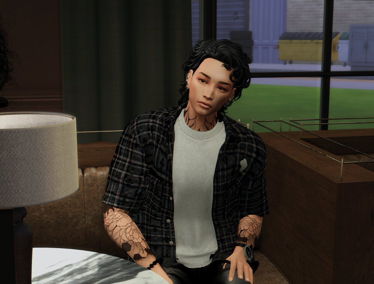 𝑫𝒆𝒎𝒊 ✰ tweet media