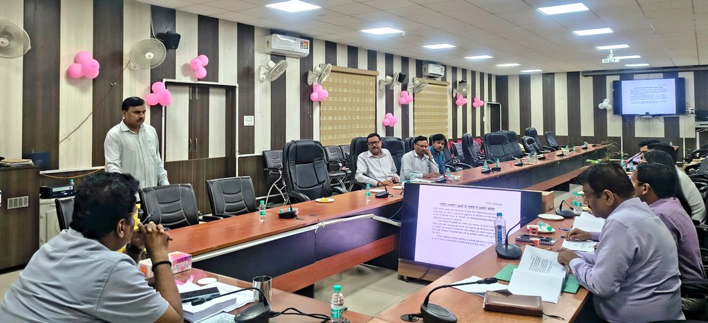 DM Sitapur tweet media