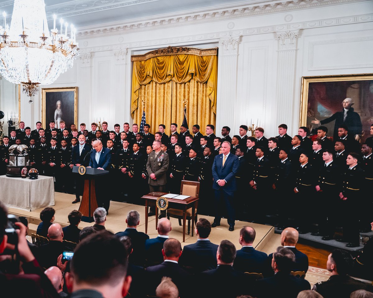 Navy Football tweet media