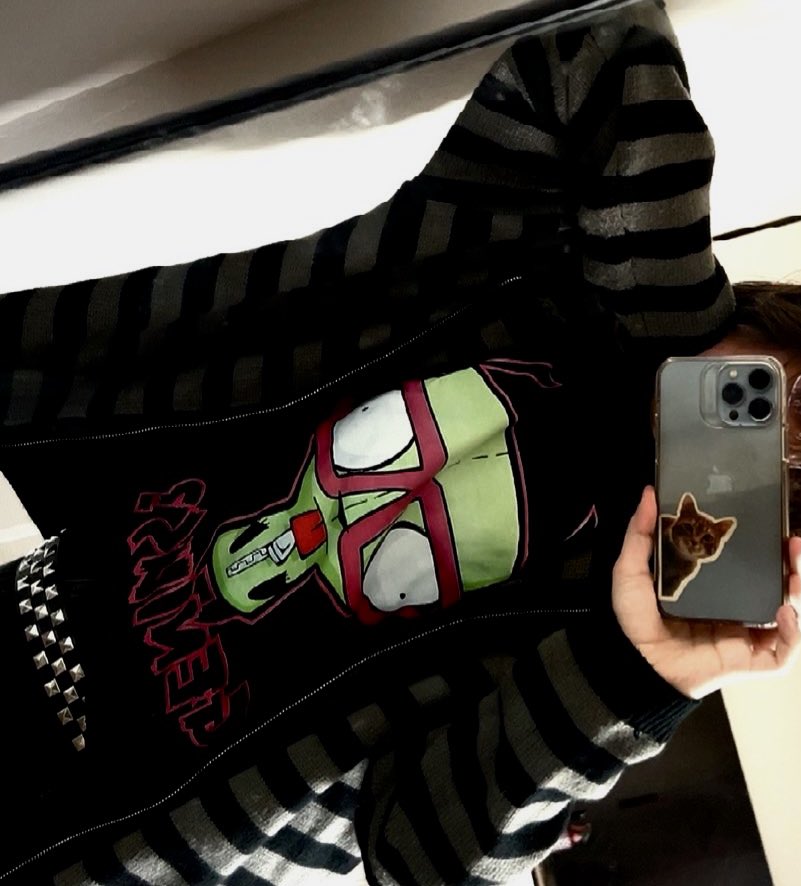 هاه!؟!؟ tweet media