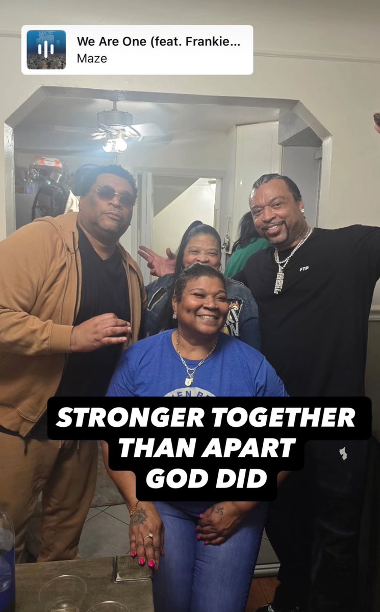 2Cool2Blog tweet media