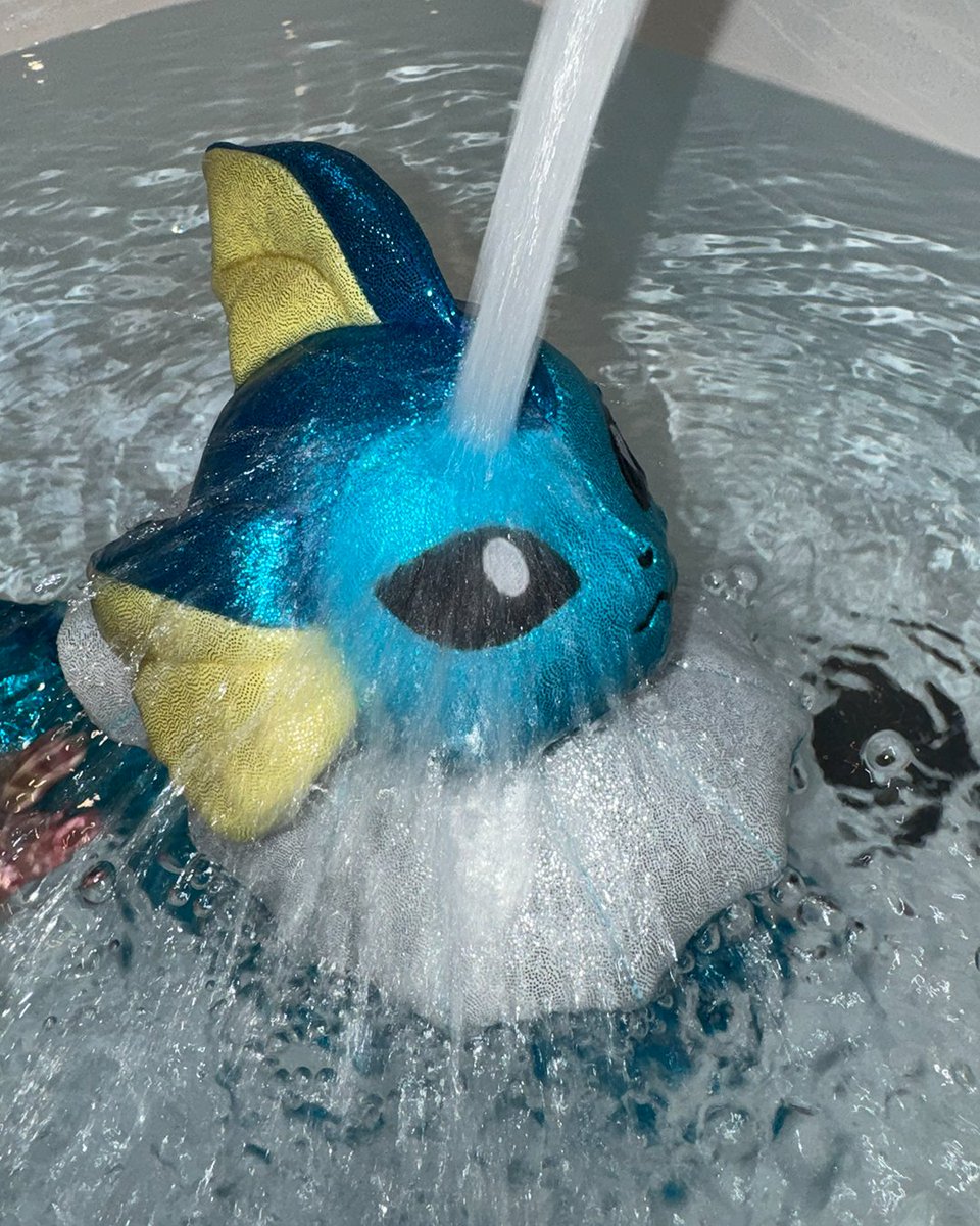 Pokémon tweet media