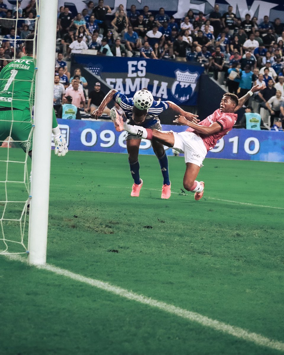 Club Sport Emelec tweet media