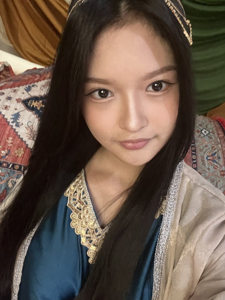 Celline Thefani tweet media