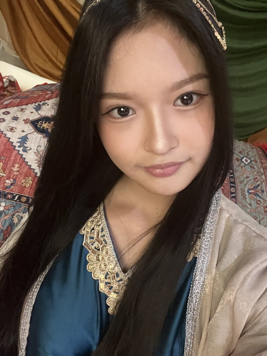 Celline Thefani tweet media