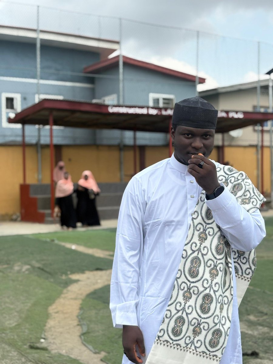 Rahmansingithi's tweet photo. Eid Mubarak https://t.co/WQDx1Hx7XS