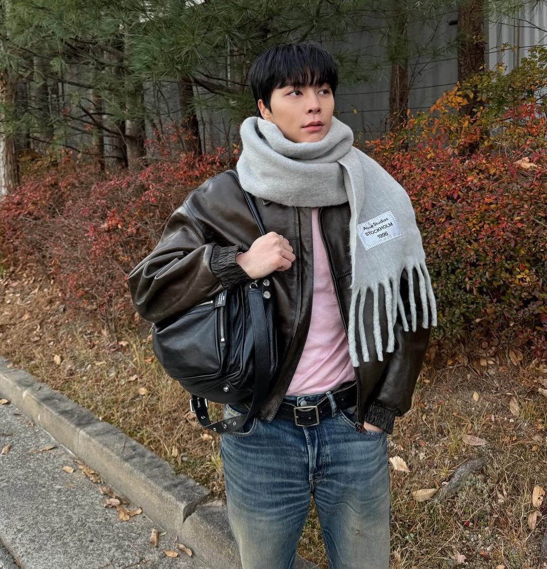 id100 🪪 tweet media