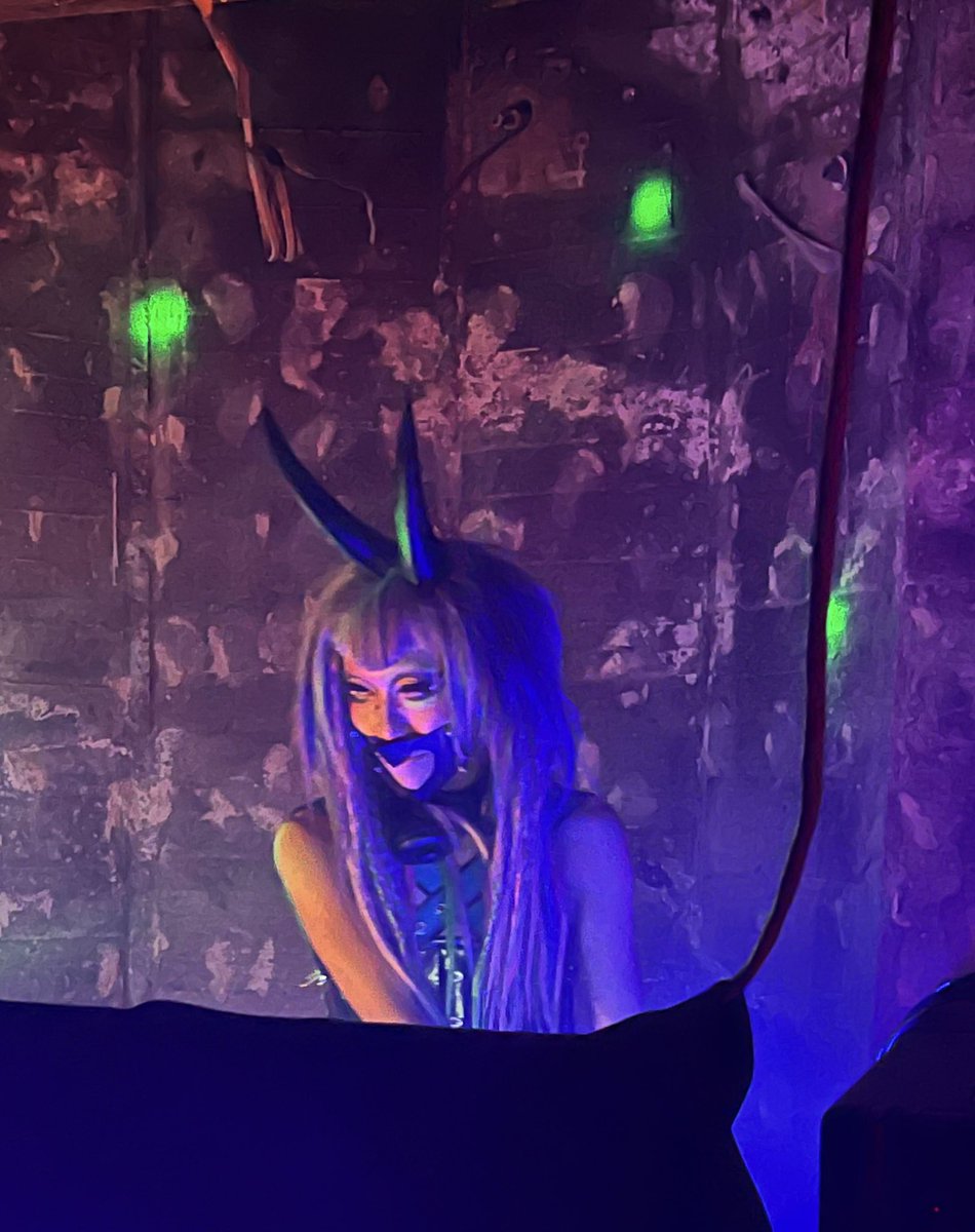 Tamaki Carmilla♠The Nocturnal Superlative Punisher tweet media