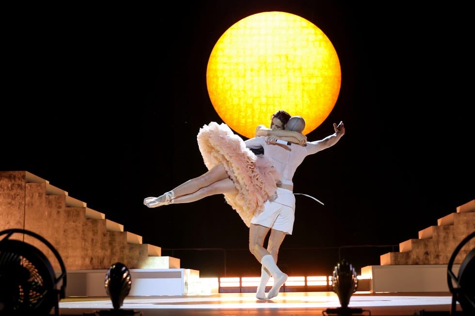 LUX TOUR tweet media