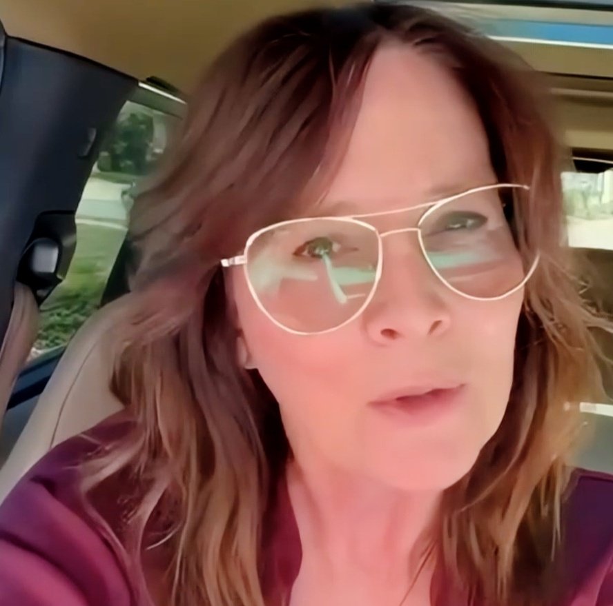 Tee 🏳️‍🌈 tweet media