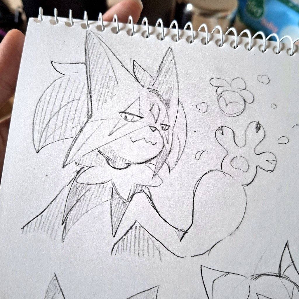 유니💙💜 tweet media