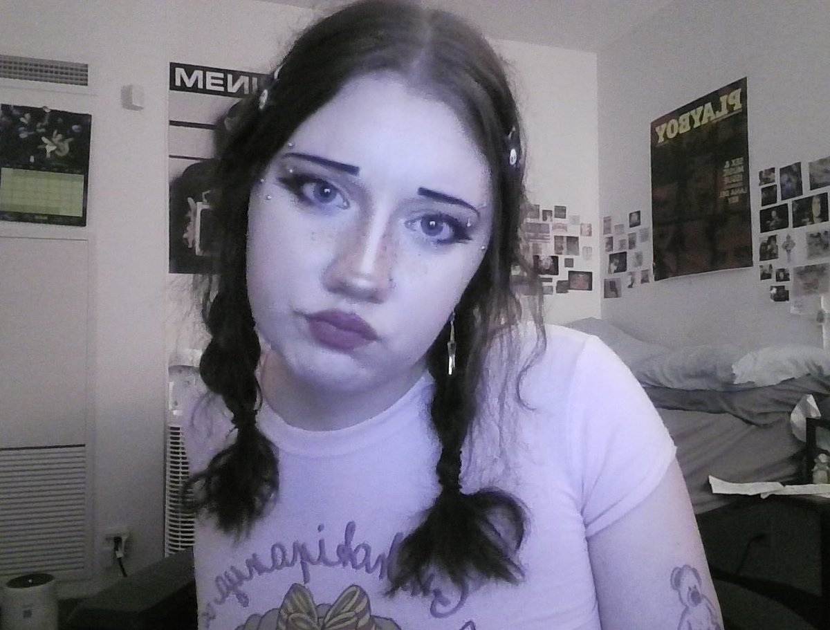 mabel ⛪️ tweet media