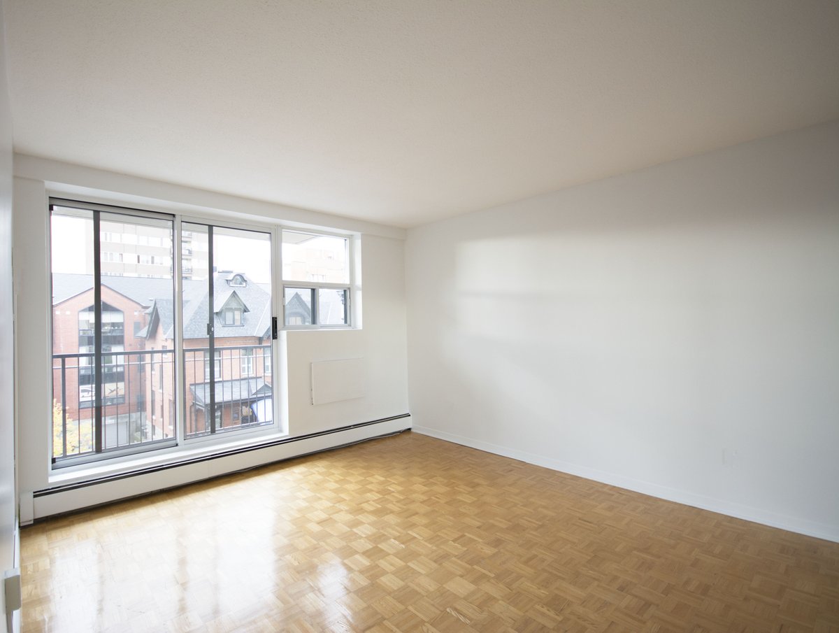 District Realty Corporation, Brokerage tweet media