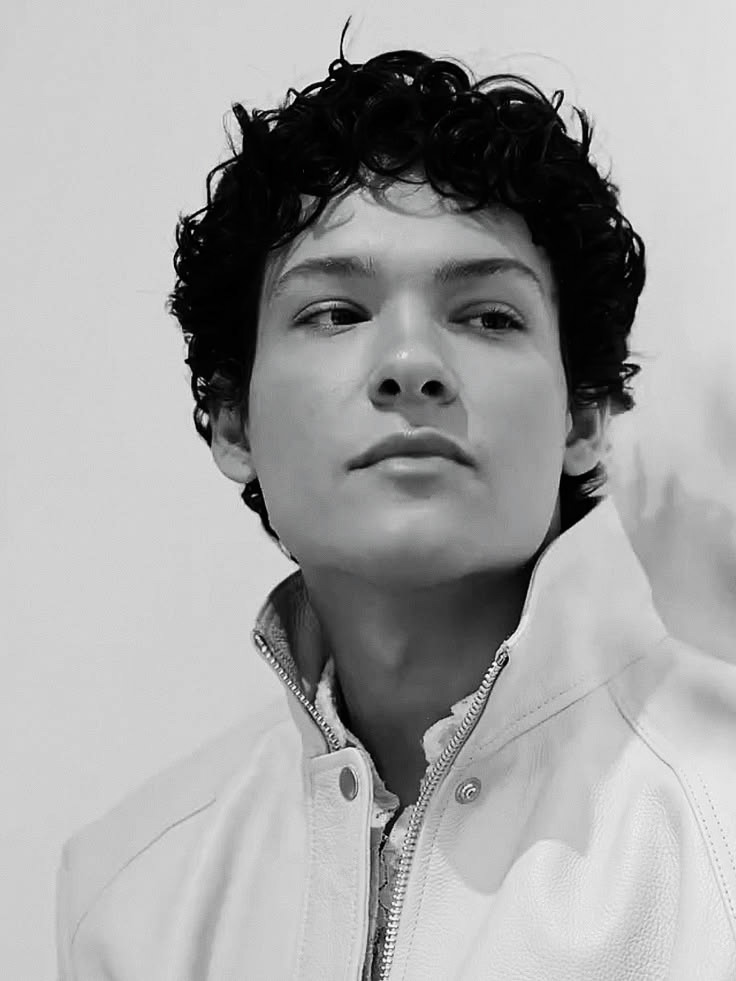 cassian | ♡ tweet media