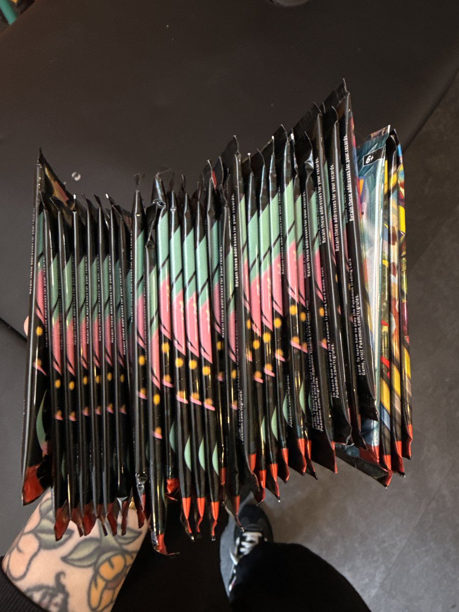 🌸 𝓢𝓾𝓰𝓪𝓻 🌸 tweet media