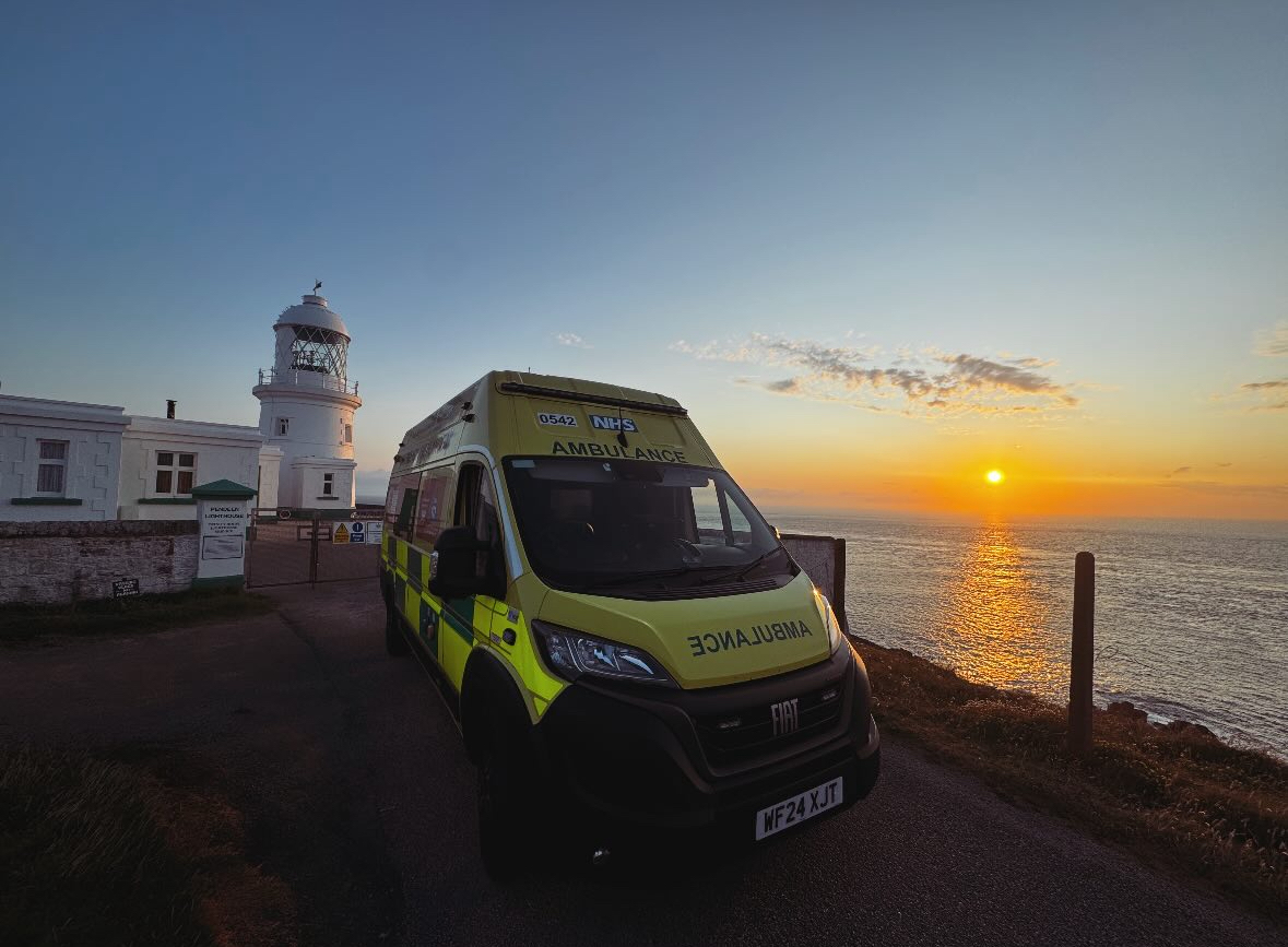 South Western Ambulance Service tweet media