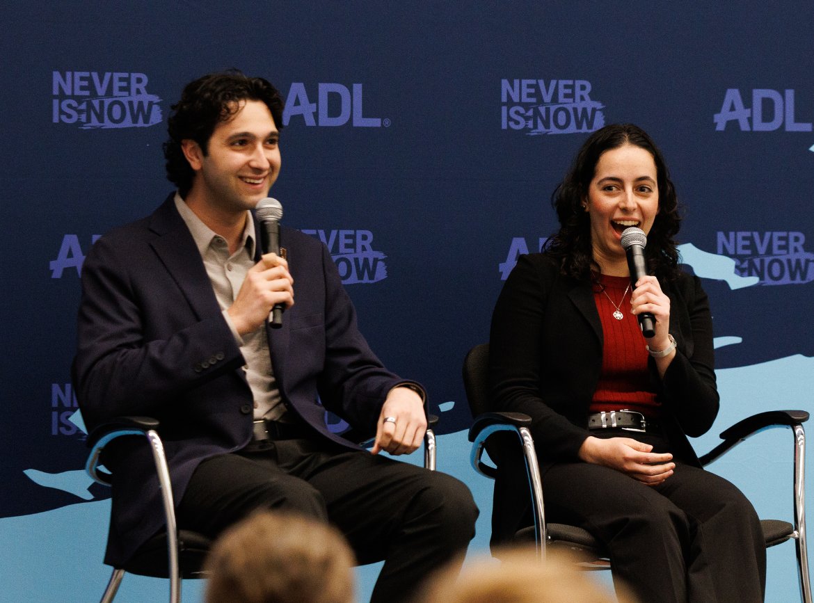 HillelIntl's tweet photo. More than 60 Hillel student leaders joined 4,000+ attendees at the @ADL Never Is Now Summit on antisemitism and hate in NYC.

Through Hillel’s Student Leadership Passport, they’re gaining tools, connections, and support to bring back to campus. https://t.co/KMjEM1fGoL https://t.co/dgn1gKQMo7