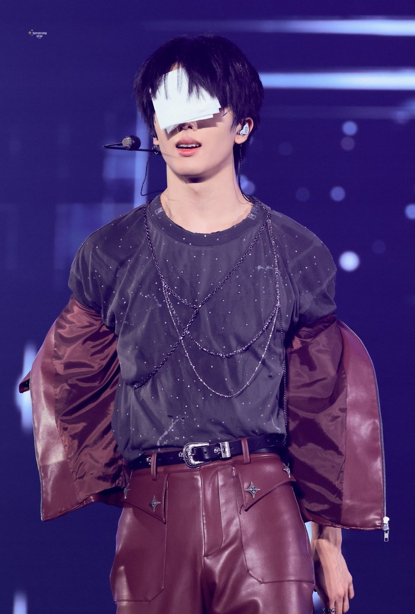 𝐒𝐩𝐫𝐚𝐤𝐥𝐢𝐧𝐠 𝐬𝐭𝐚𝐫 tweet media