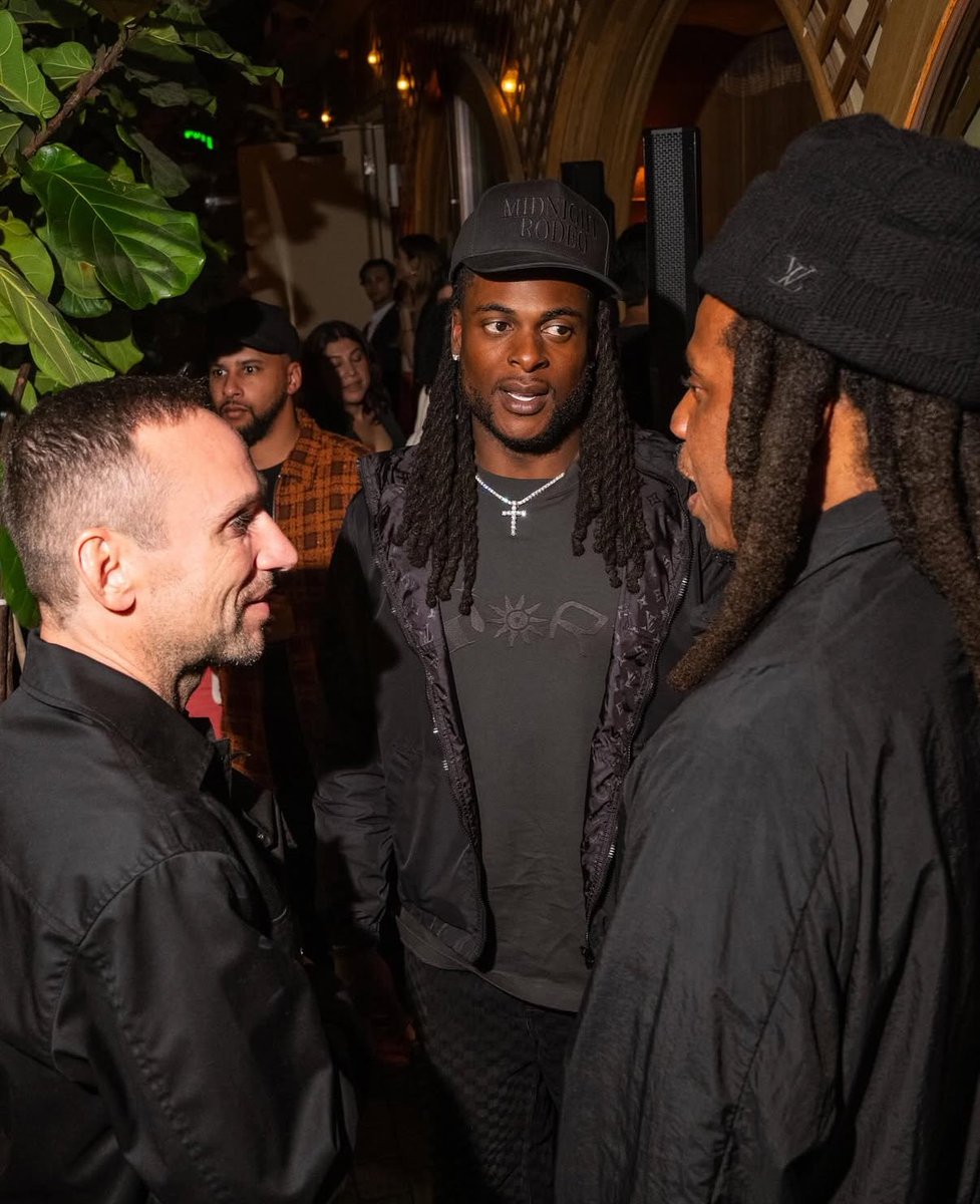 2Cool2Blog tweet media