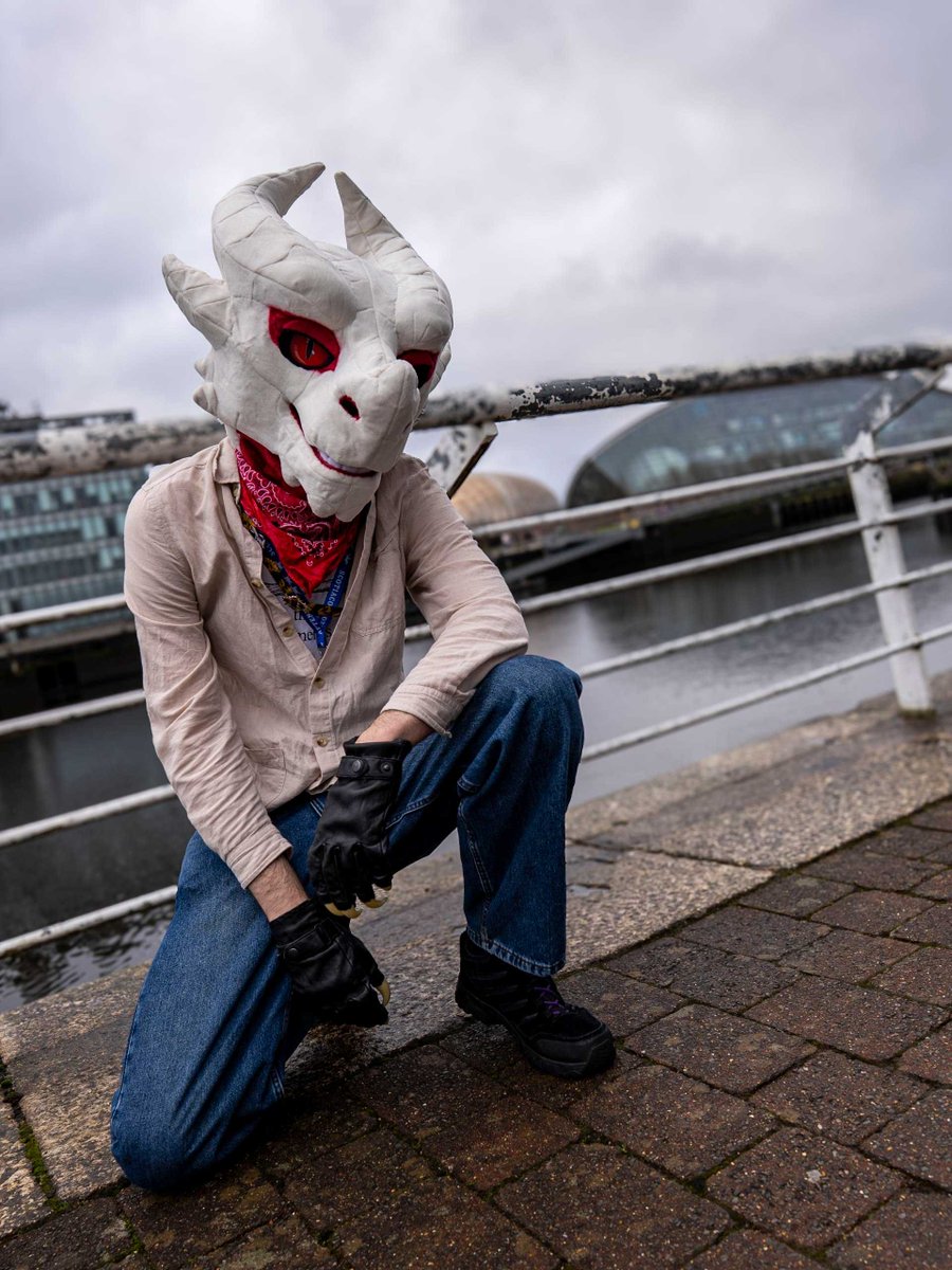 lorens/Лоренс tweet media