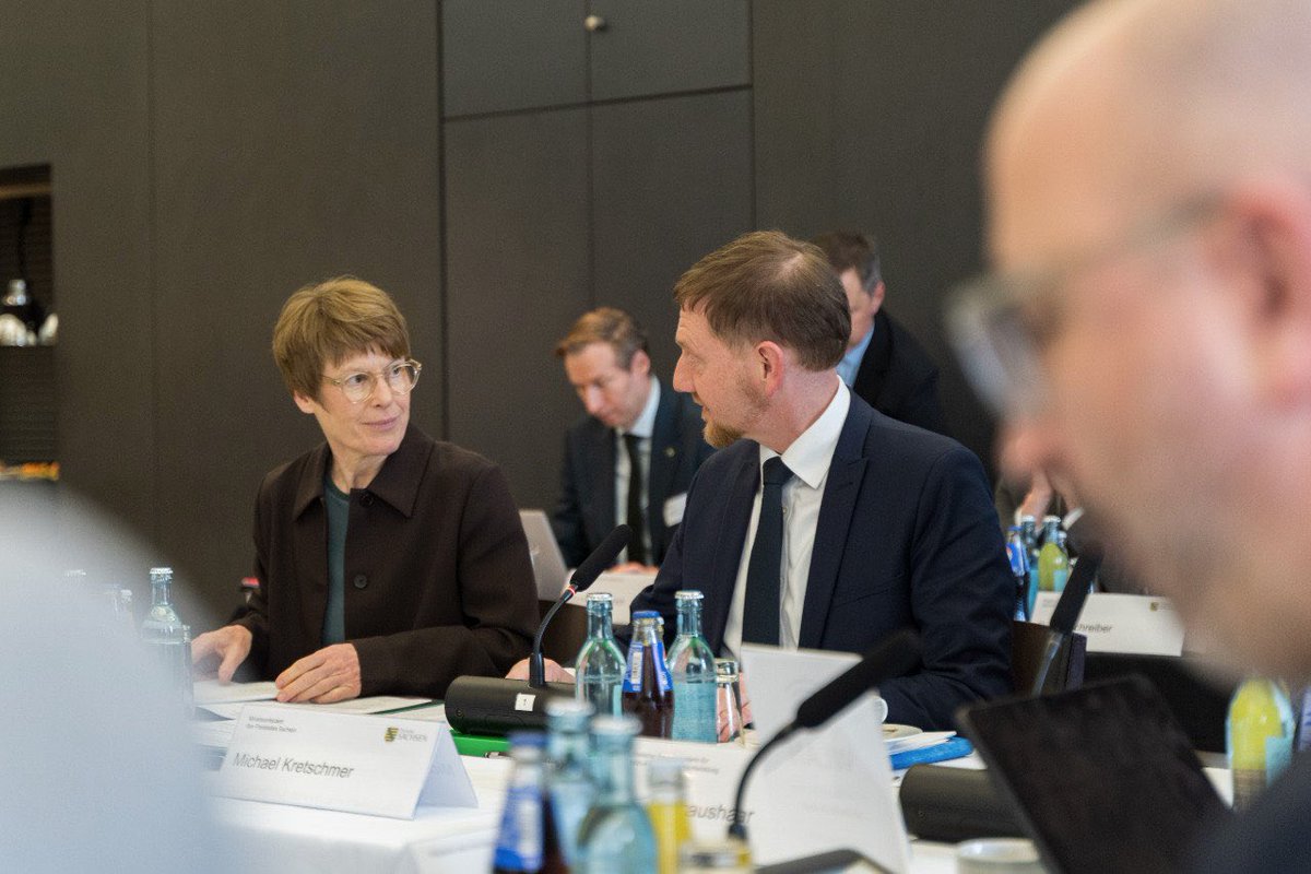 Michael Kretschmer tweet media