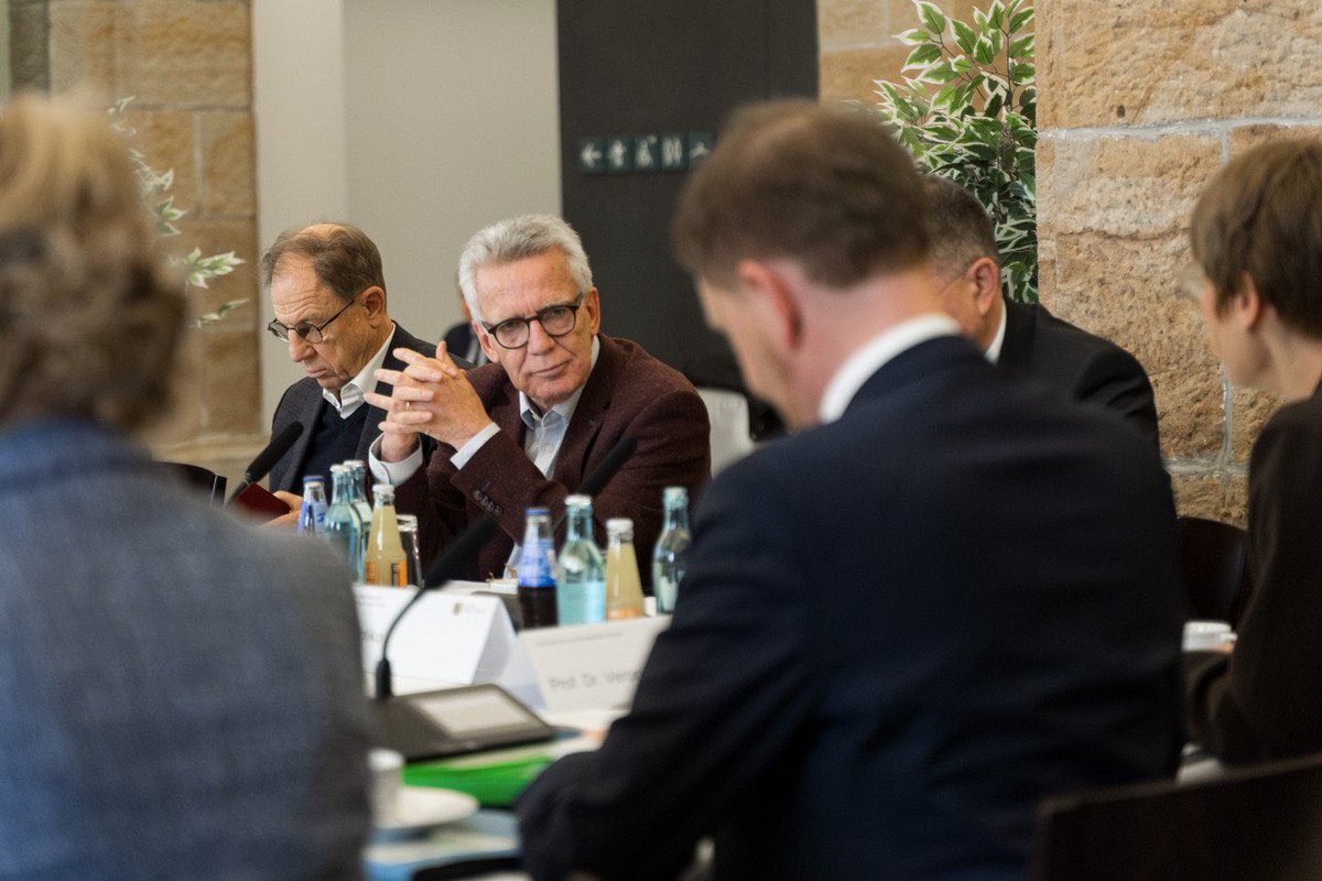 Michael Kretschmer tweet media