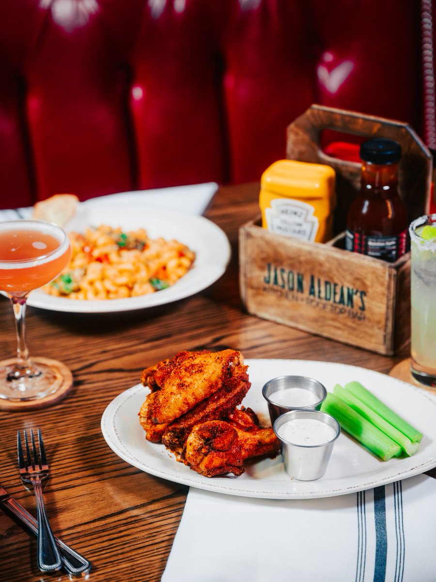 Jason Aldean's tweet media