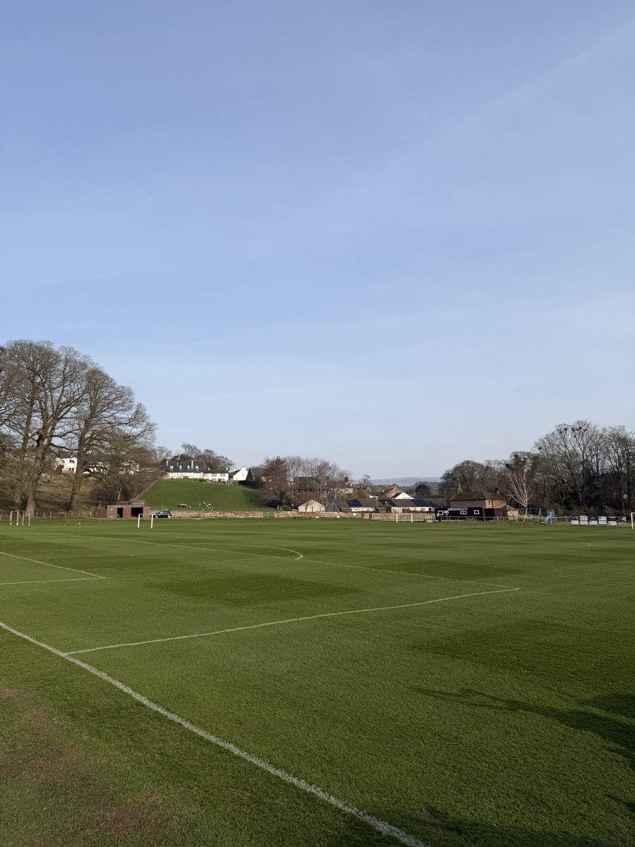 Tom Banks tweet media