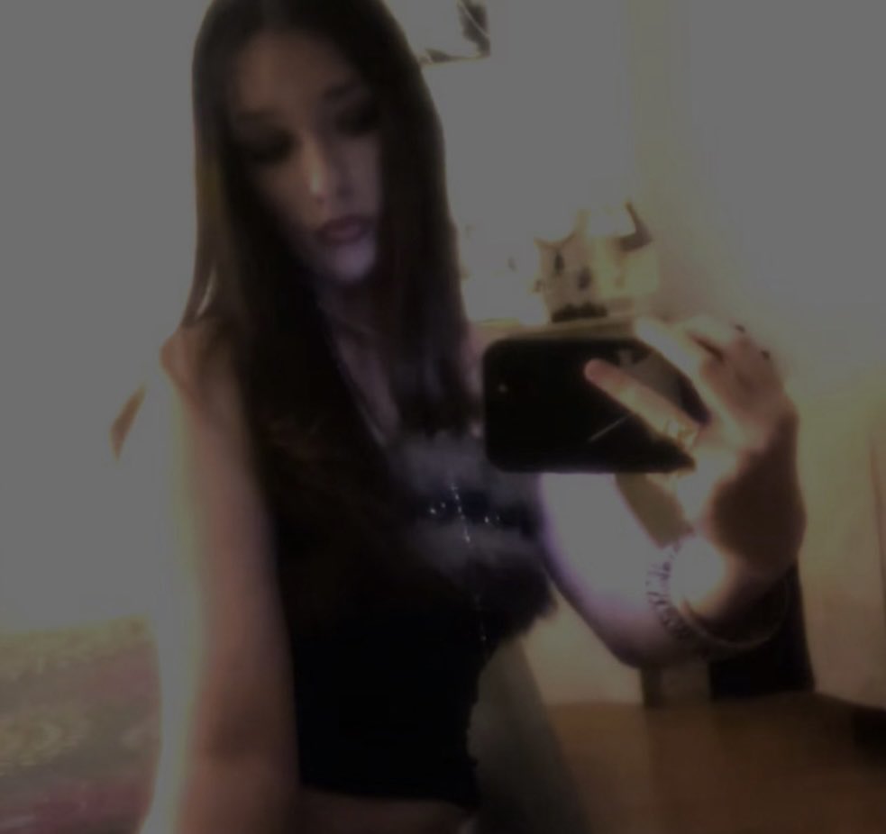 ✩mel✩ tweet media