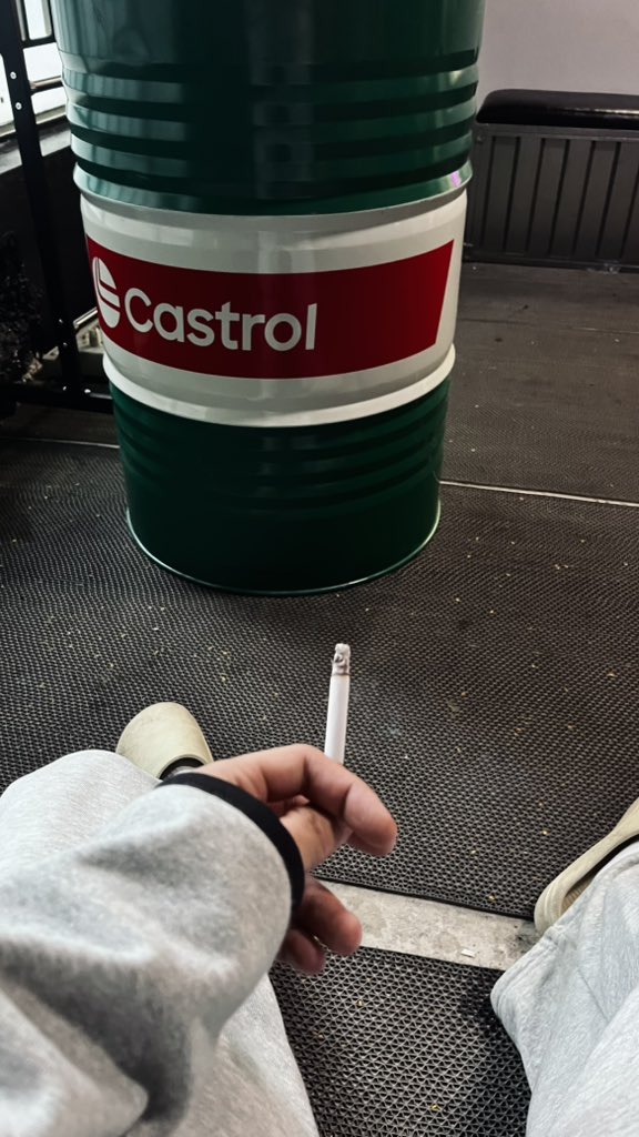 丘比特 tweet media