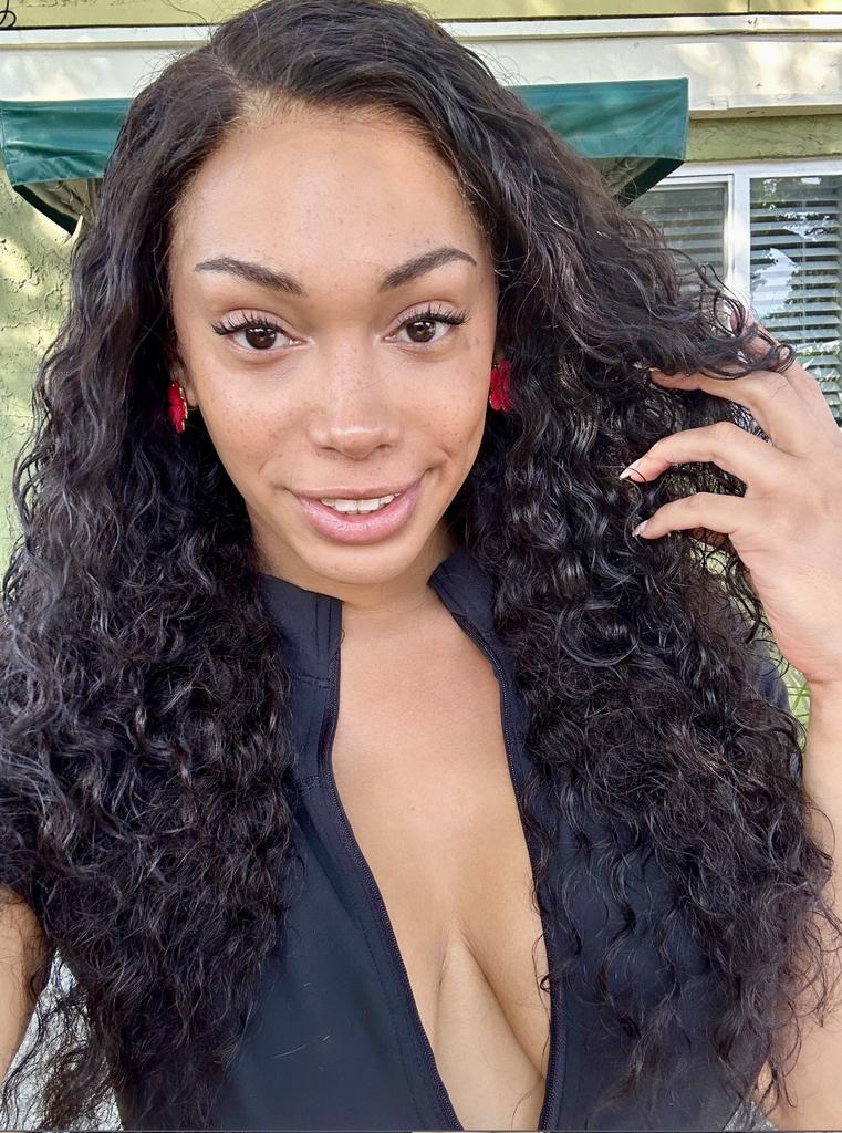 Elise Michael tweet media