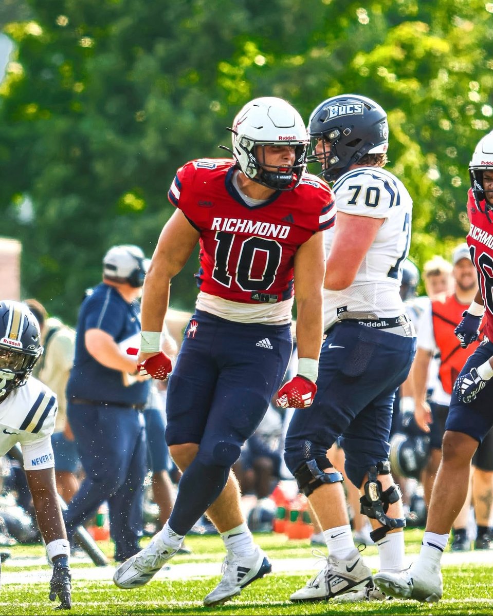 Maddox Patrick 6’6 TE/DE/LB 27’ tweet media