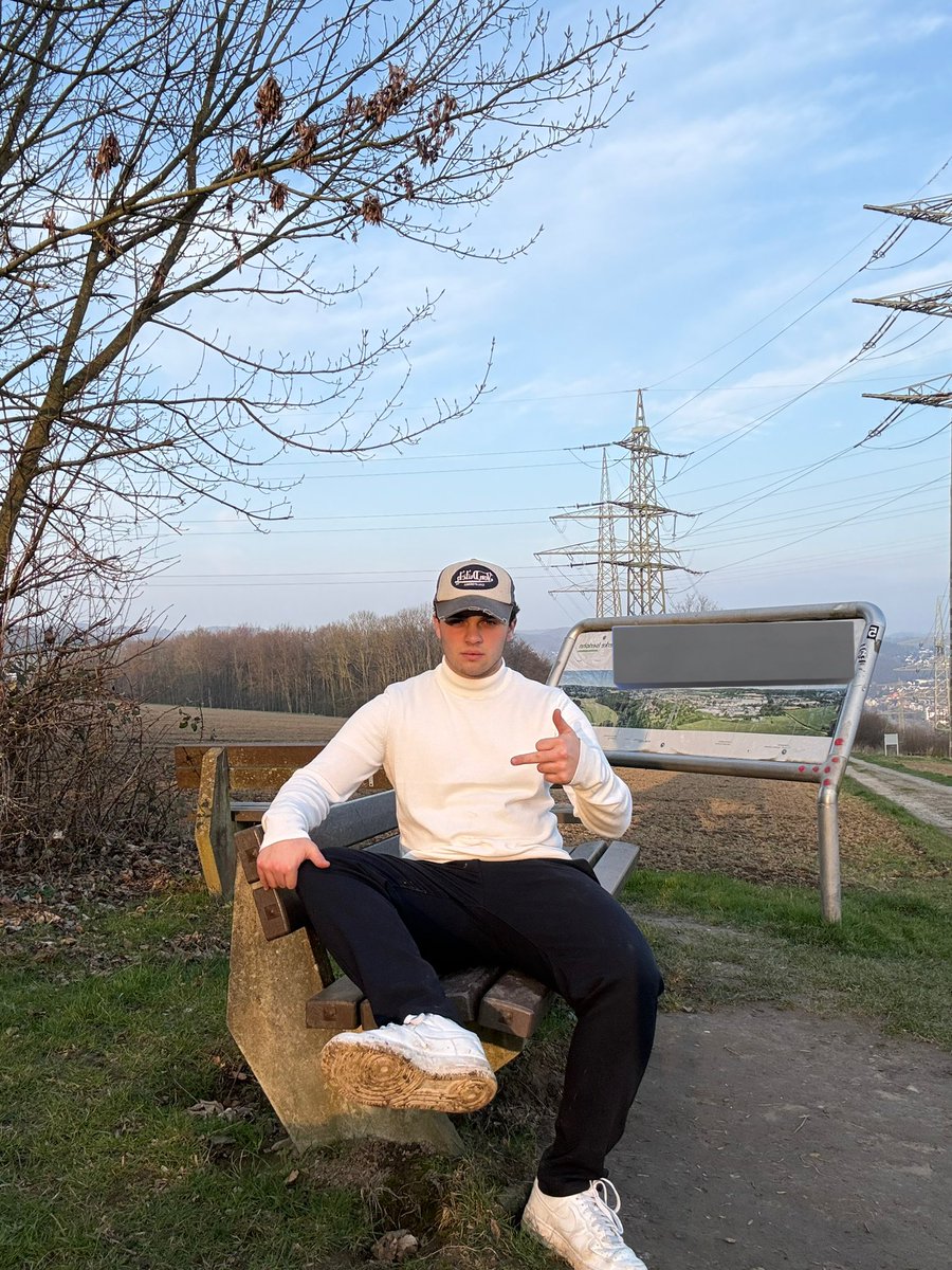 Premium Alpha ⚜️ tweet media