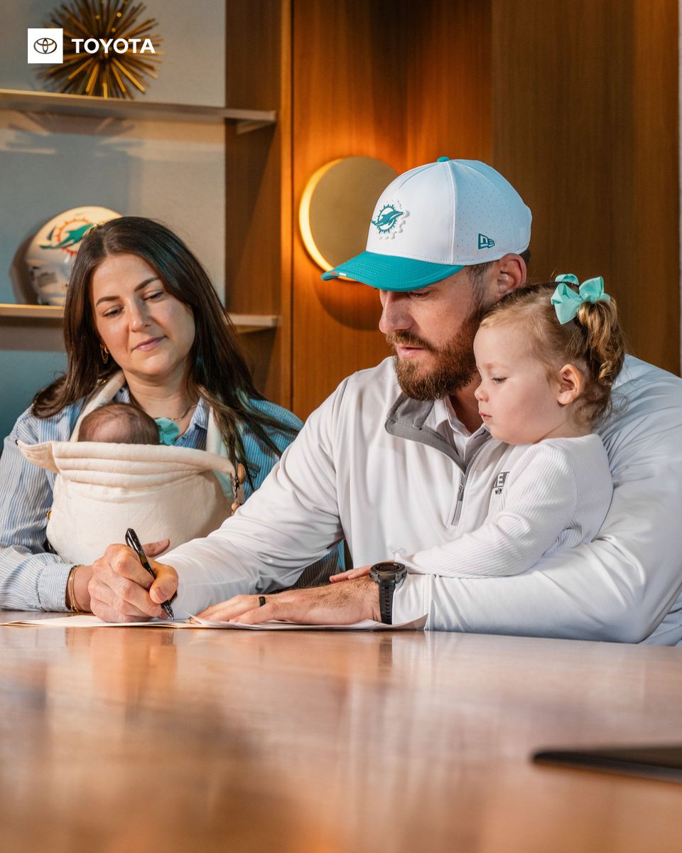 Miami Dolphins tweet media