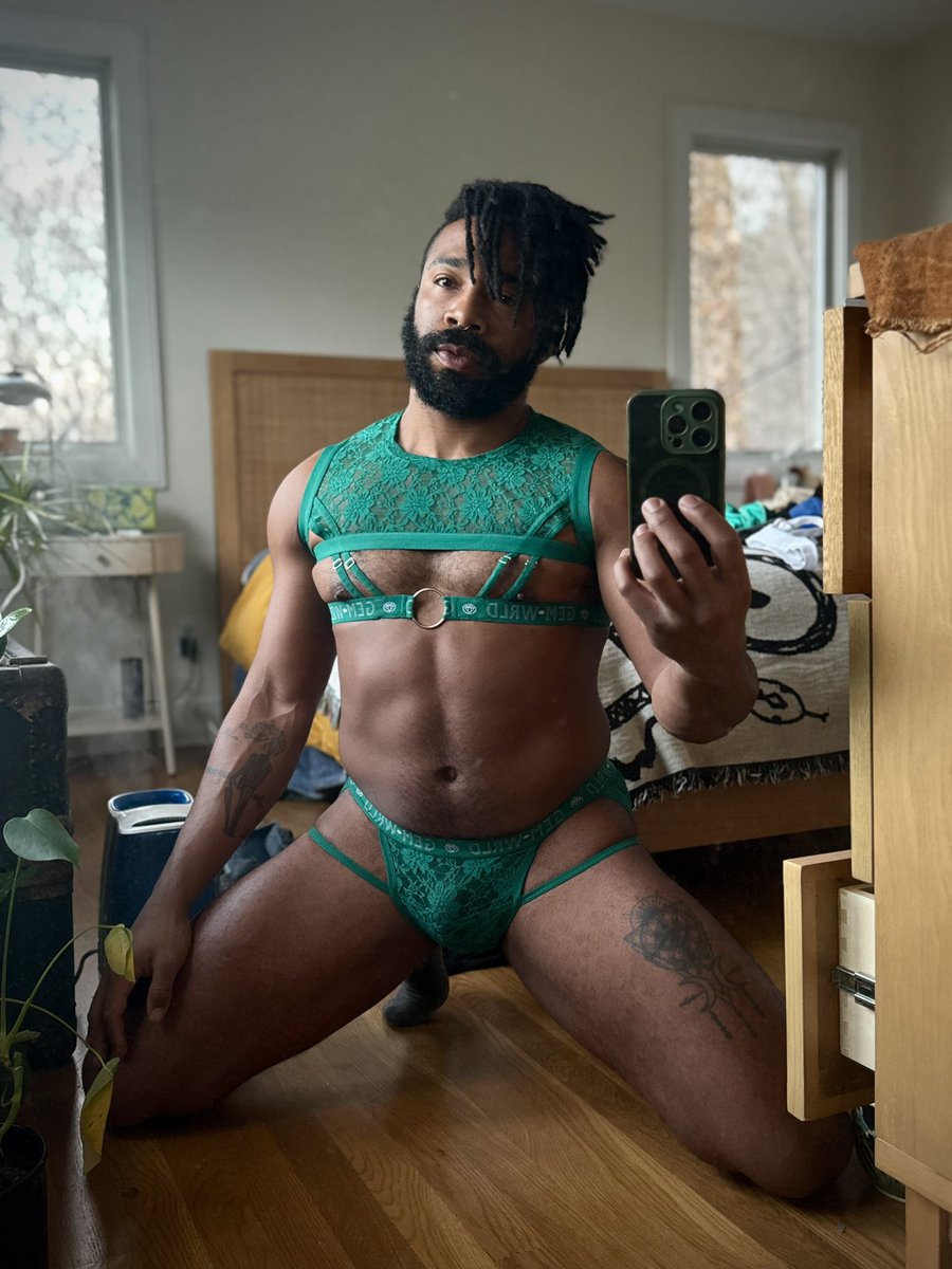 Fun-Size Jock tweet media