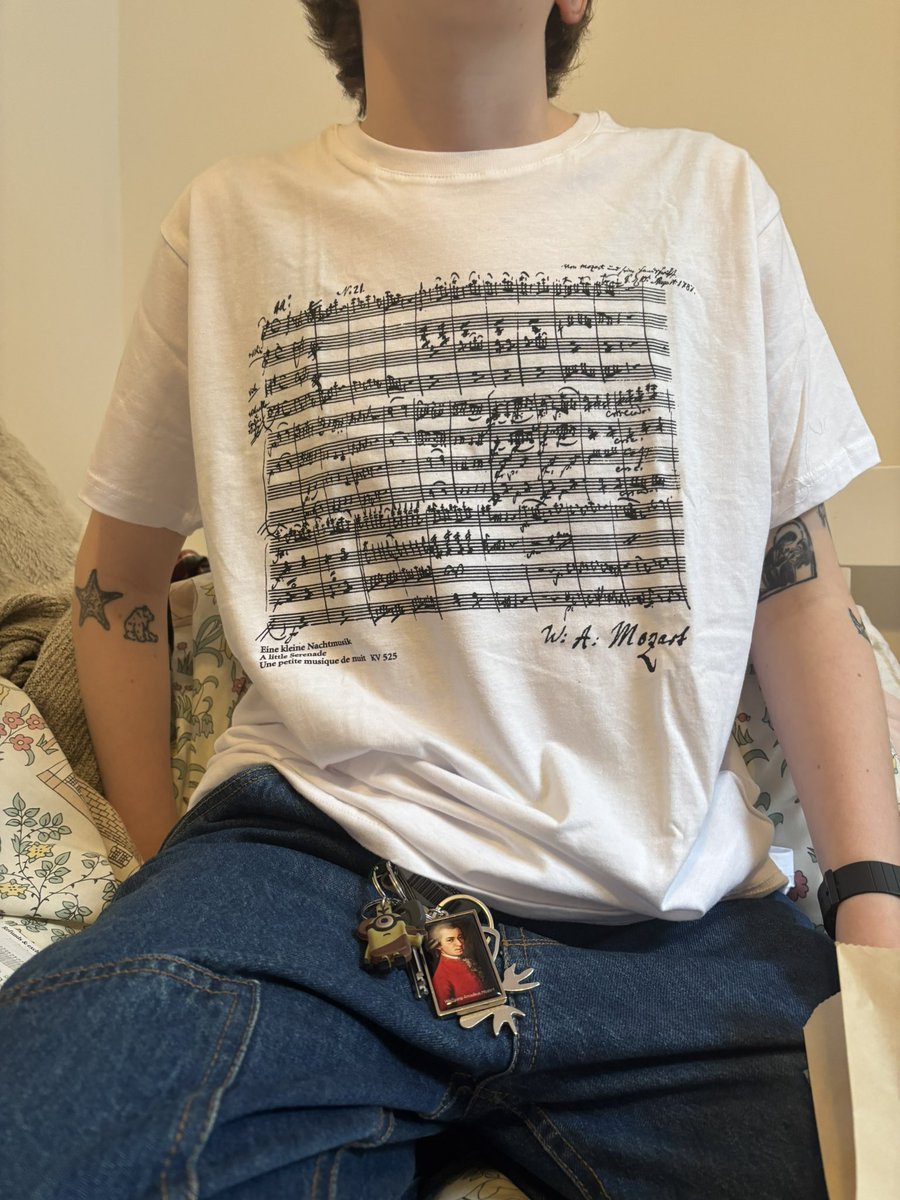 manic nixon dream girl tweet media