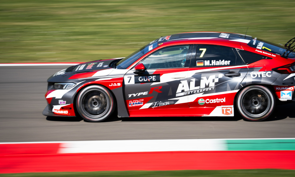 TouringCars.Net tweet media