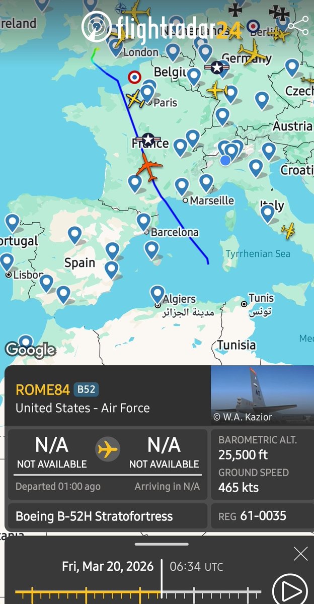 batòr2013 tweet media