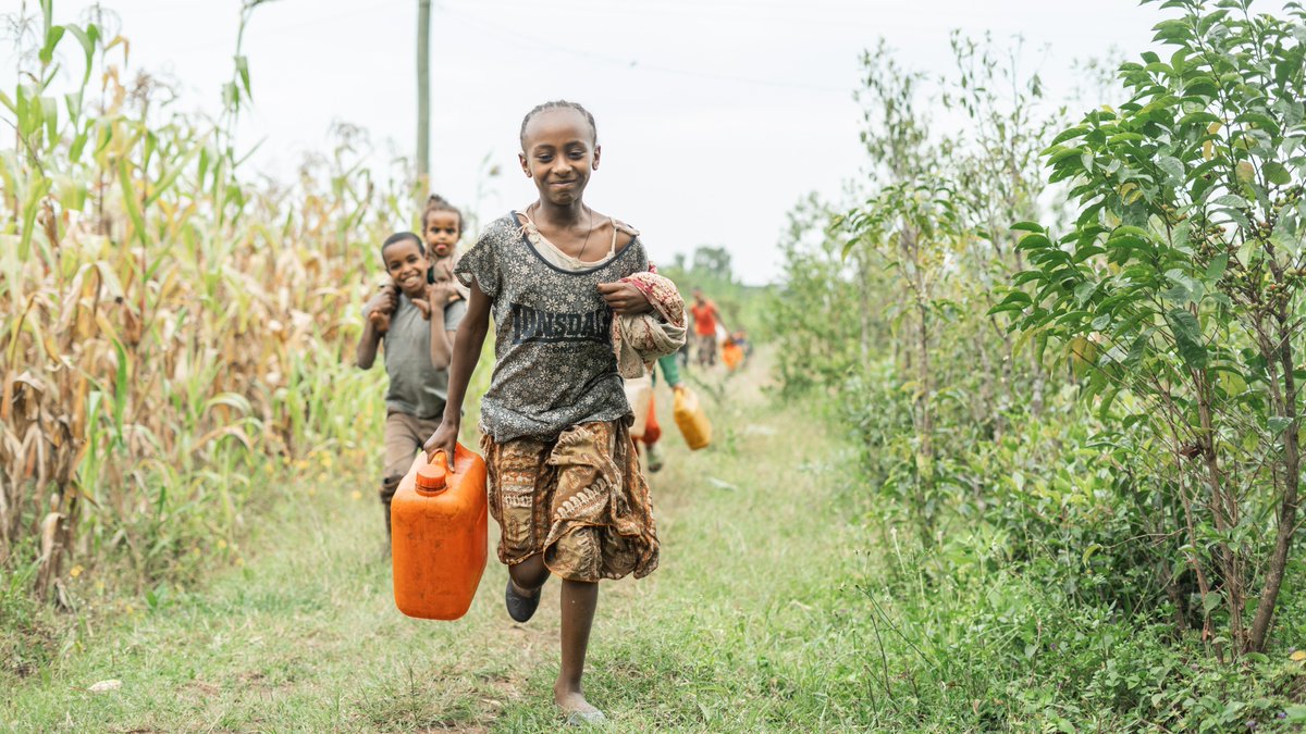 ProjectMercy's tweet photo. Where water flows, equality grows. 💧
Over 1 billion women lack access to safe water, impacting health &amp; education. Our project in Yetebon, Ethiopia, is breaking that cycle for tens of thousands.
Support our #WorldWaterDay initiative: https://t.co/dNmst2RHBf https://t.co/cc41qFDRpx