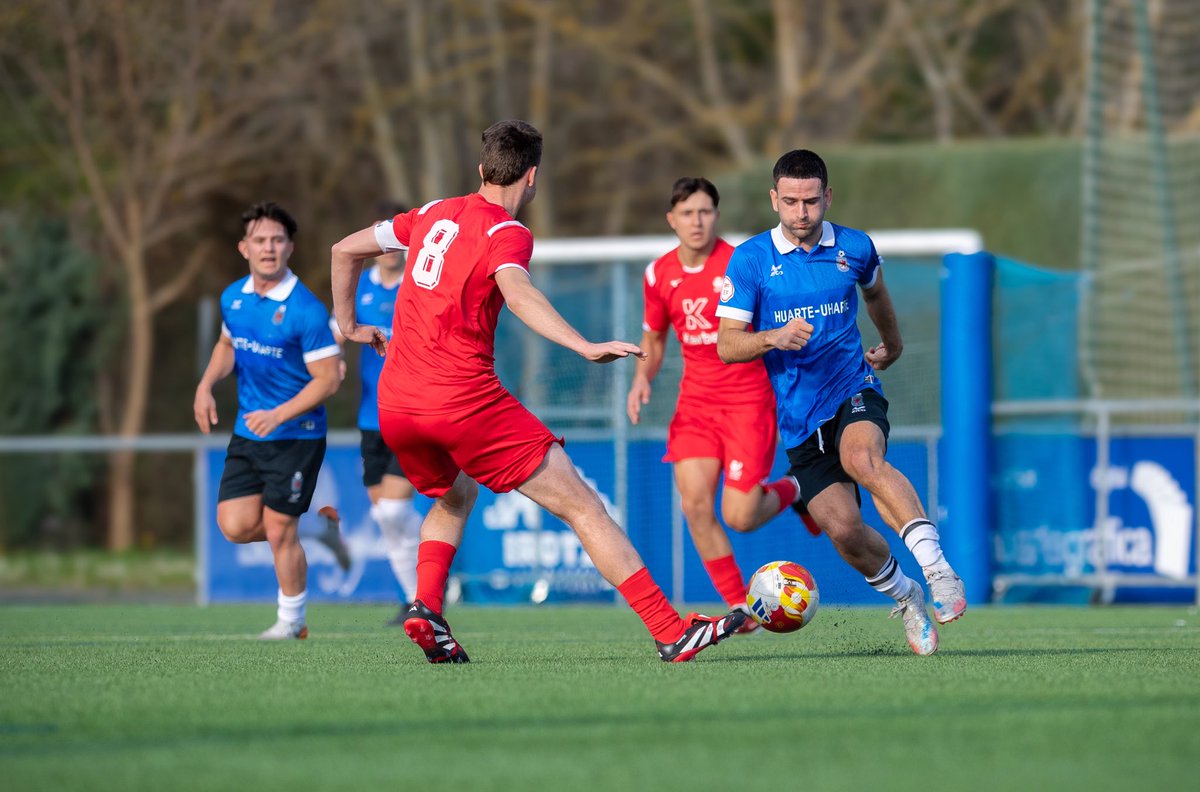 C. D. Huarte tweet media