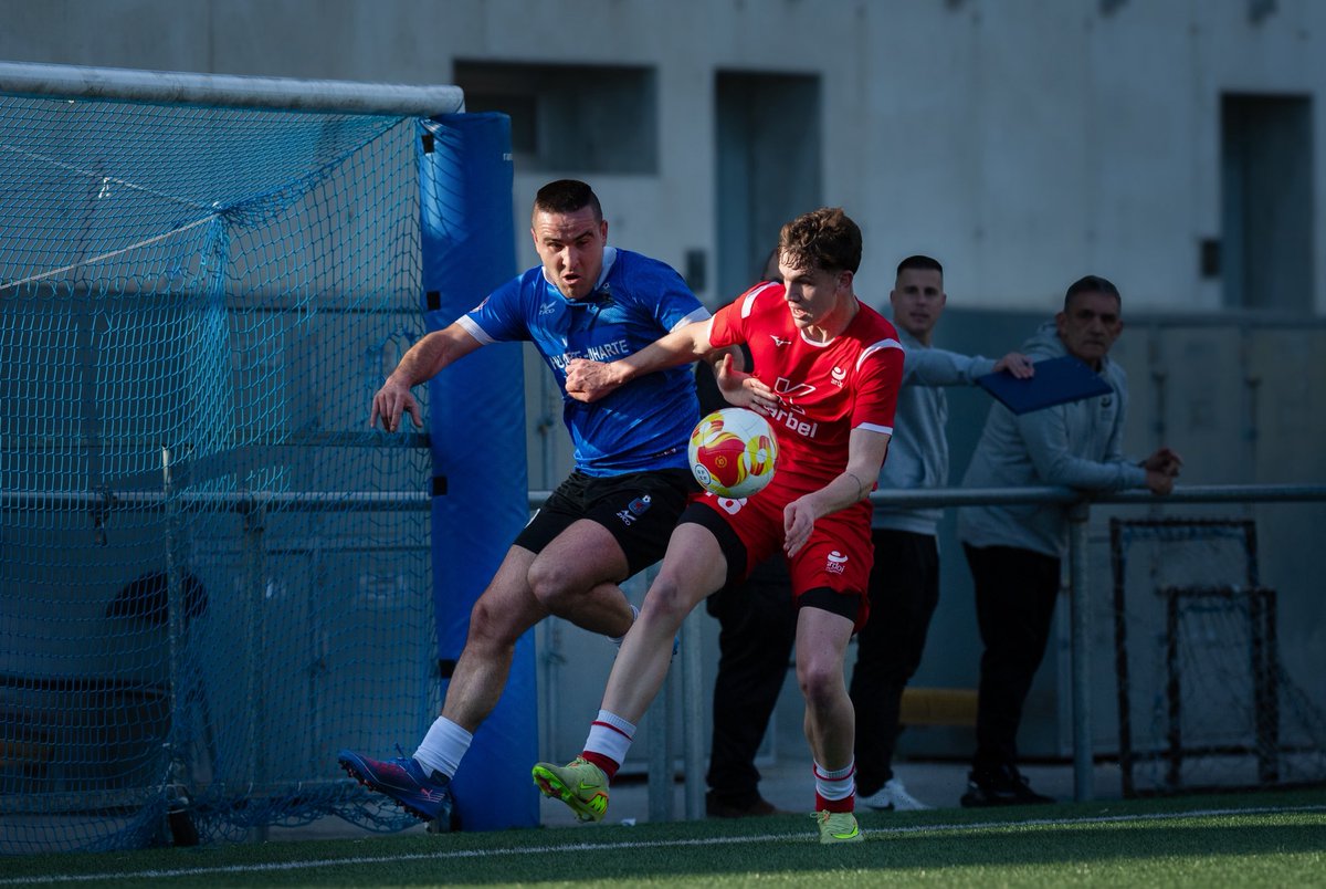 C. D. Huarte tweet media