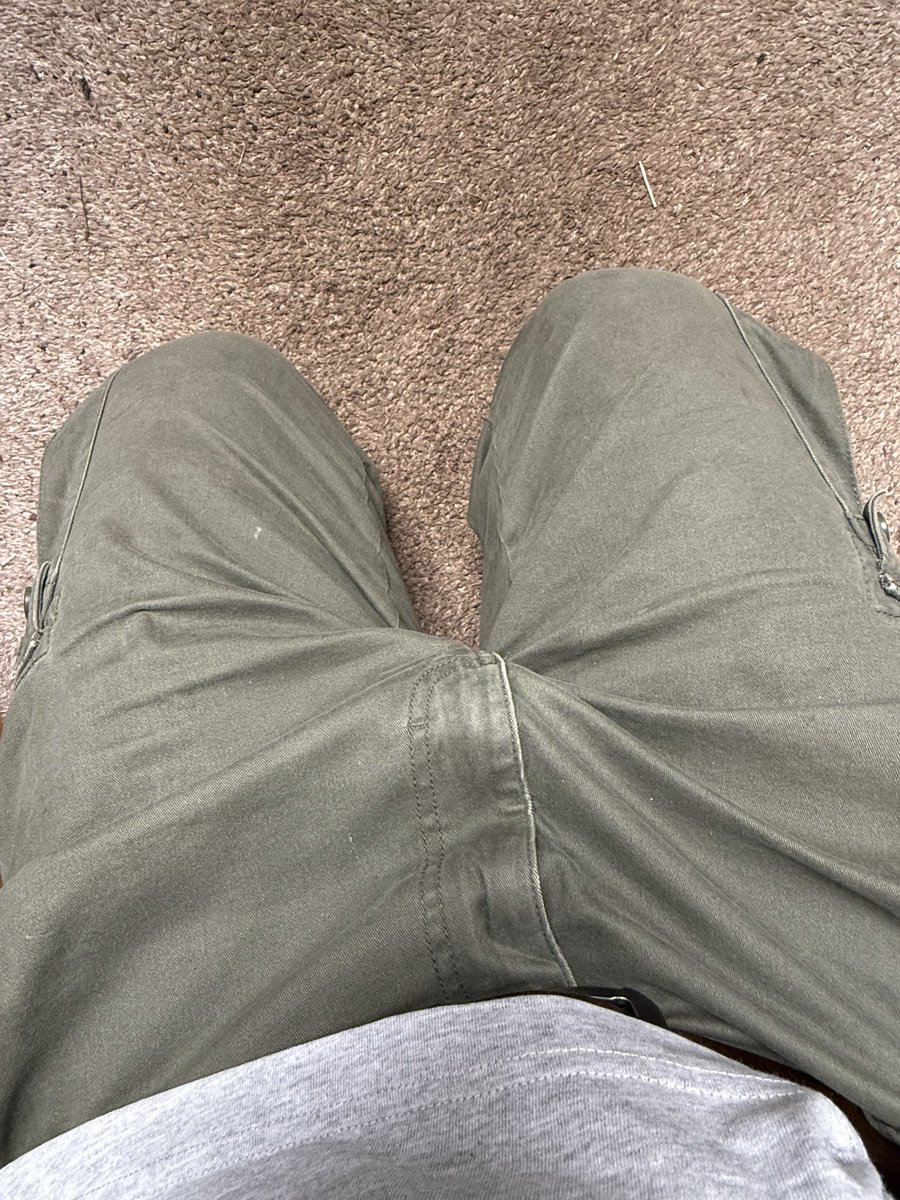 Defective tweet media