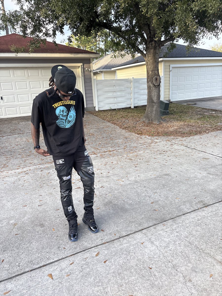 kinghonxho tweet media