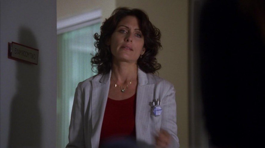 lisa cuddy’s boytoy🦇 tweet media