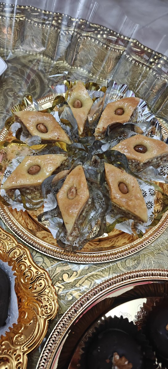 Sarah 🕊 | tweet media