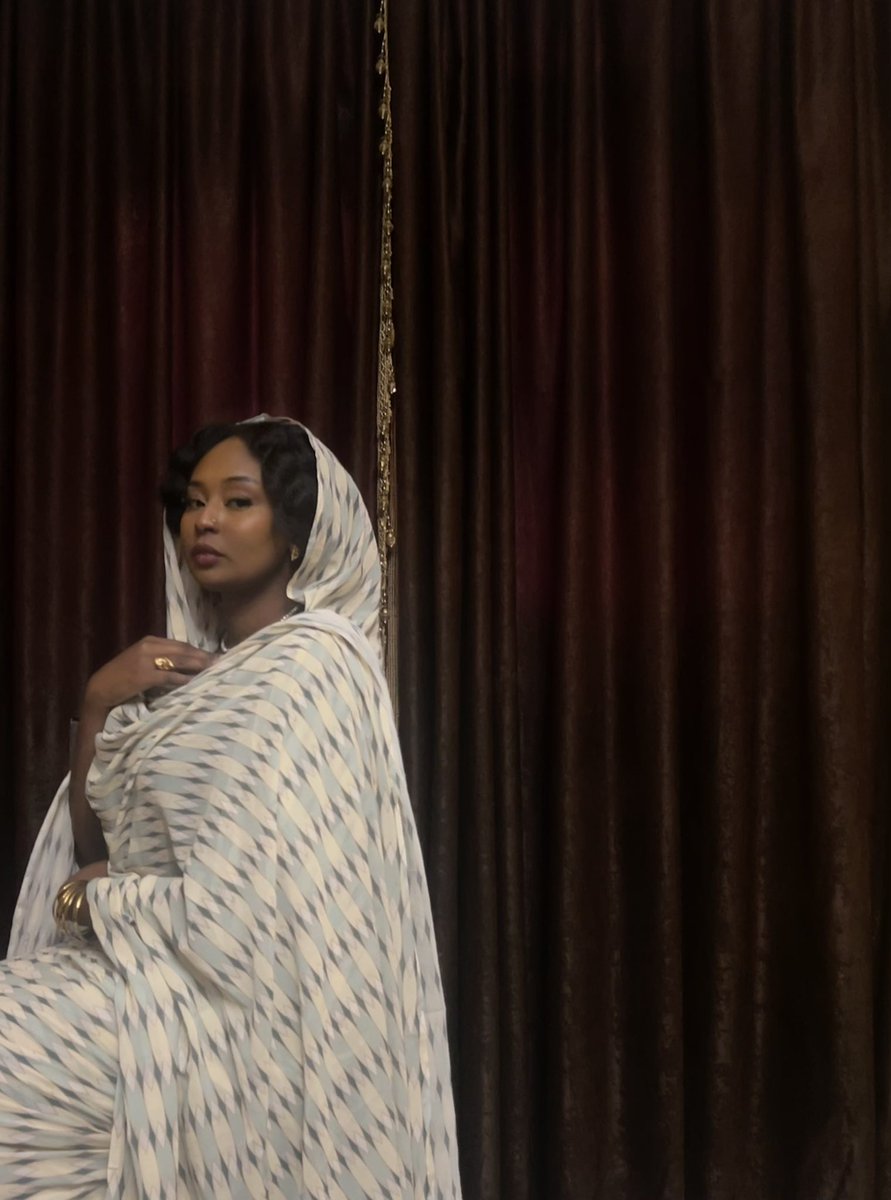 Dei_______ tweet media