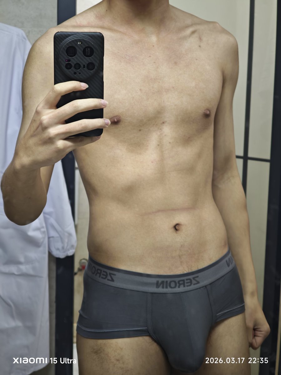 Azurewolf tweet media