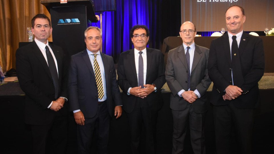 Cámara de Industrias del Uruguay tweet media