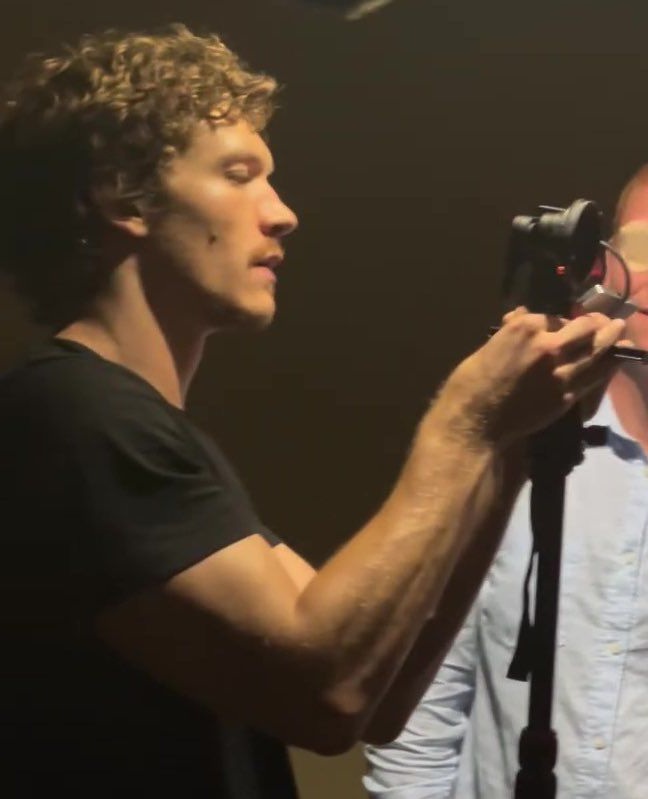 y 🏒 heated rivalry tweet media