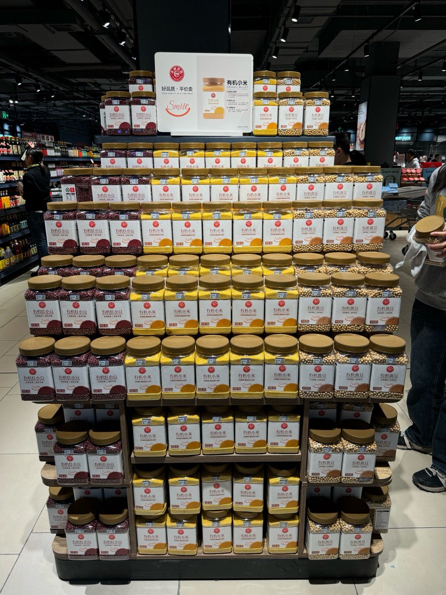 Laura Tatum tweet media